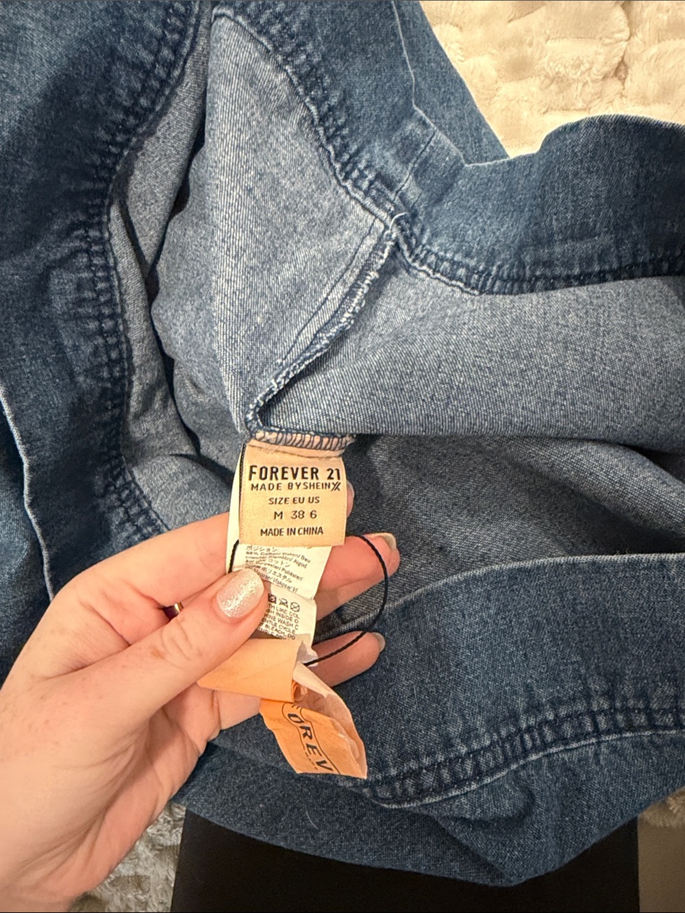 Women's Denim Shift Dress with Patch Pockets - Picture 4 of 4